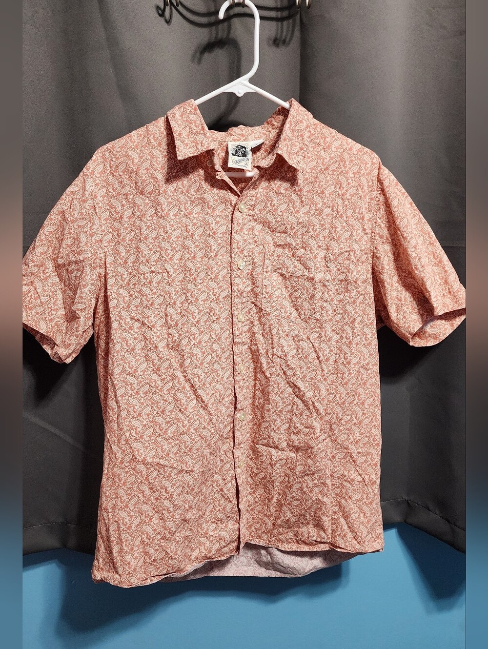 VTG 70s Kennington Coral Orange Paisley Button Up Shirt